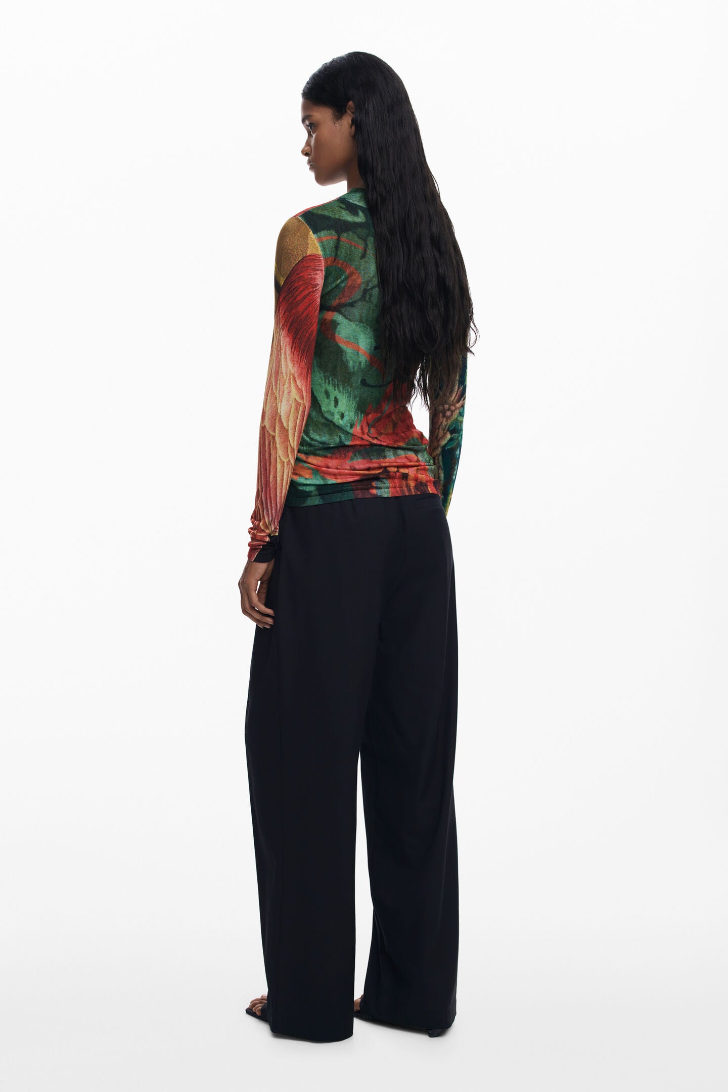 Fitted L/S Turtleneck Sweater with Tapestry Print