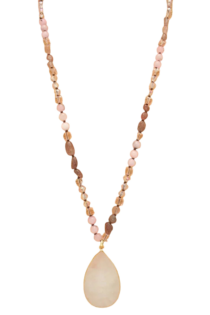 Long Beaded Necklace with Terdrop Pendant