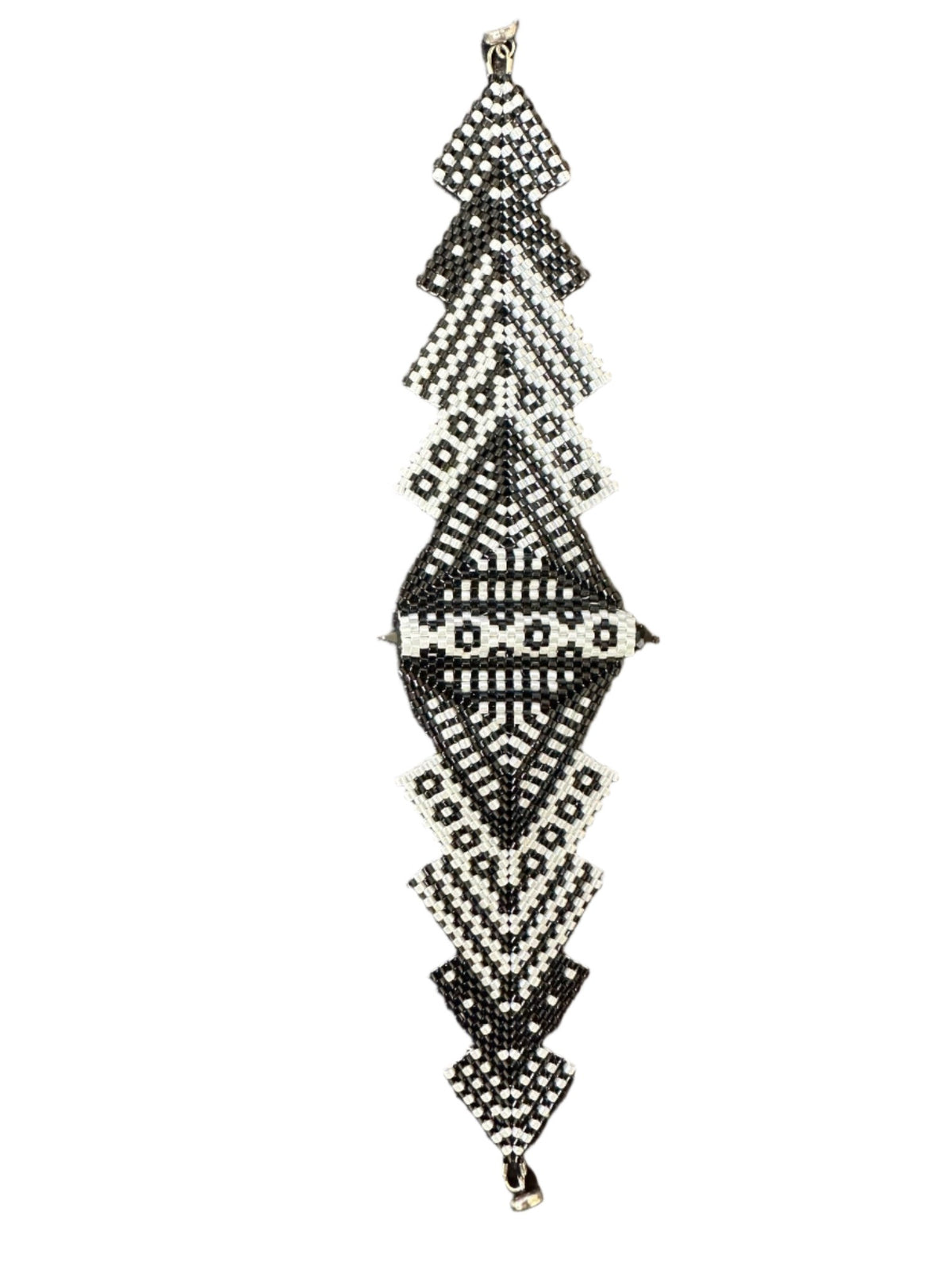 Bracelet with Magnetic Closure