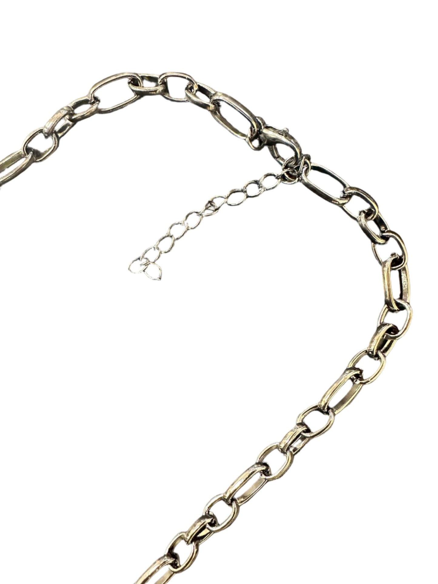 Short Chain Necklace with Pendant