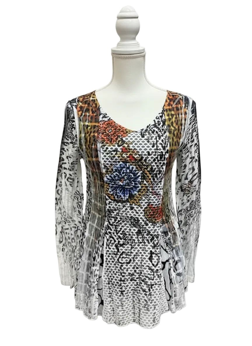 Kamana Knit Sleeves Print V-Neck Top