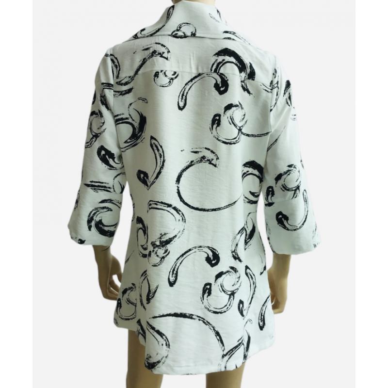 Kamana 3/4 Slv Notch Collar Button Front Top