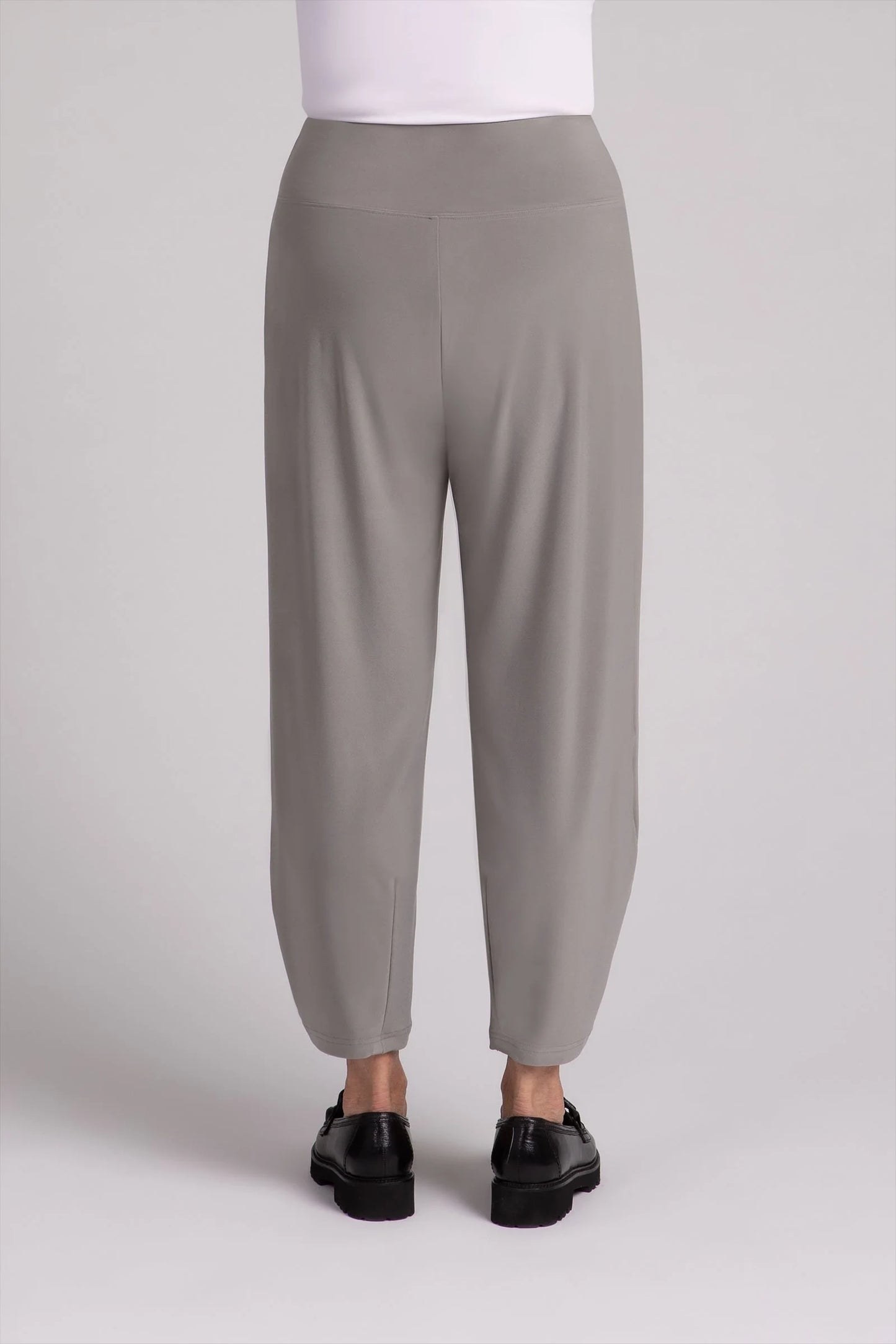 Narrow Lantern Pant