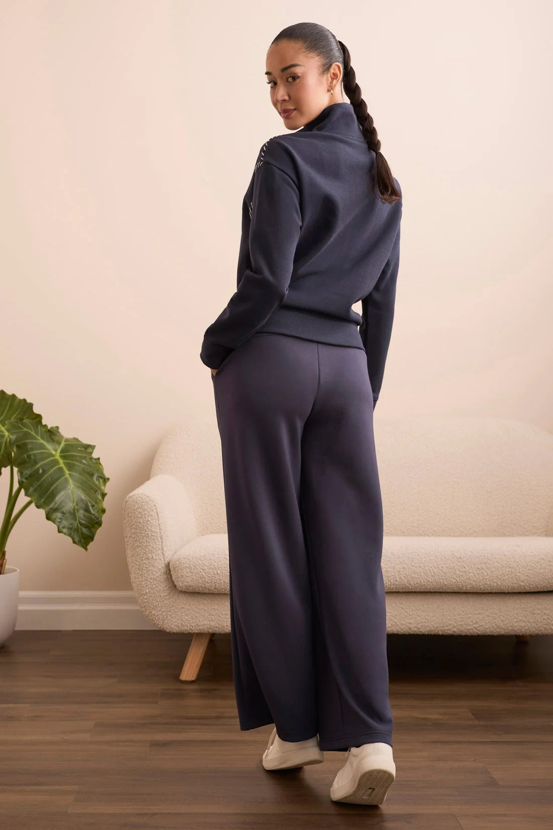 L/S Zip Funnel Neck Top with Stitching