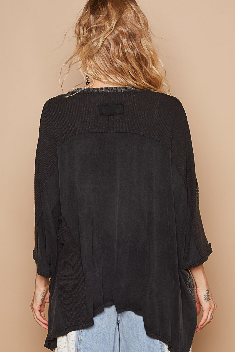 S/S Oversized V-Neck Top