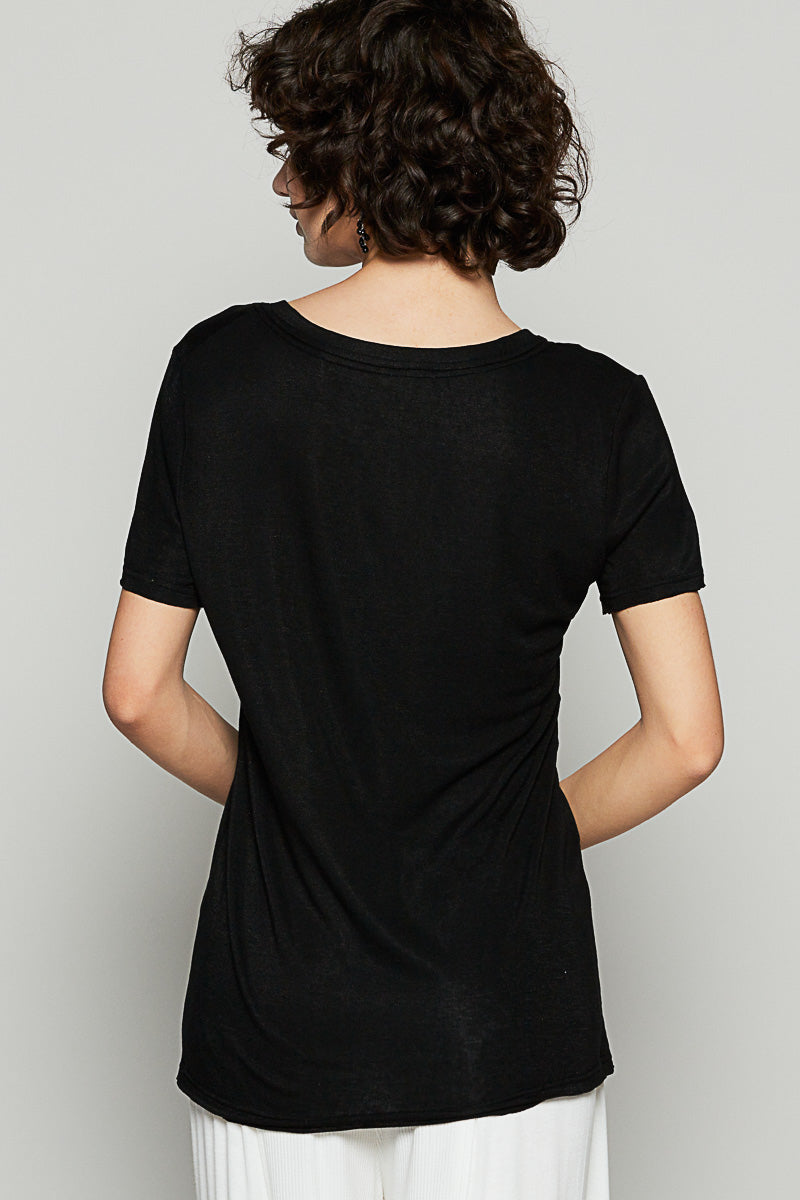 S/S V-Neck T-Shirt