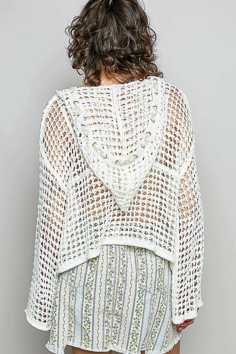 V-Neck L/S Crochet Hoodie with Star Patch