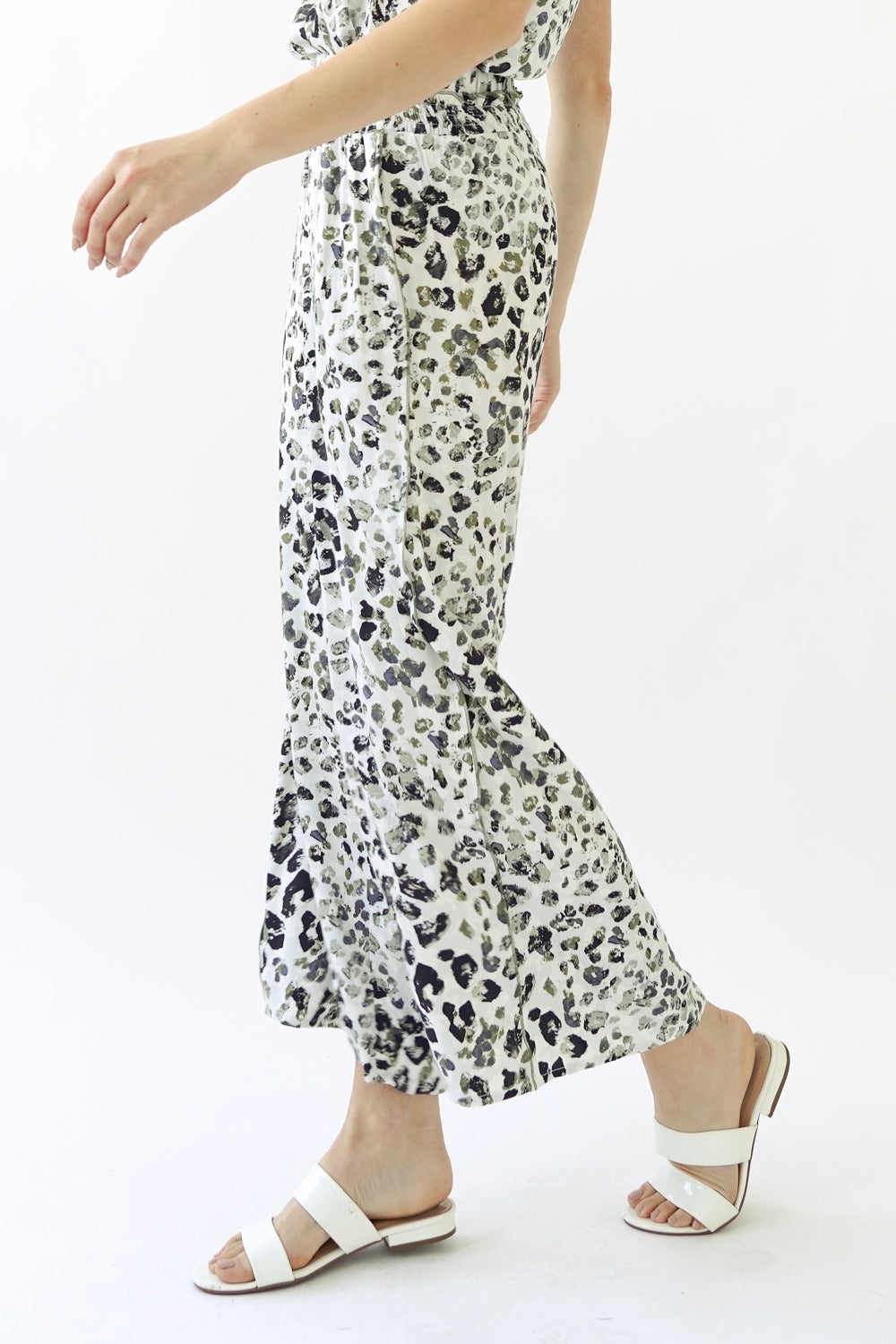 Leopard Print Wide Leg Pants