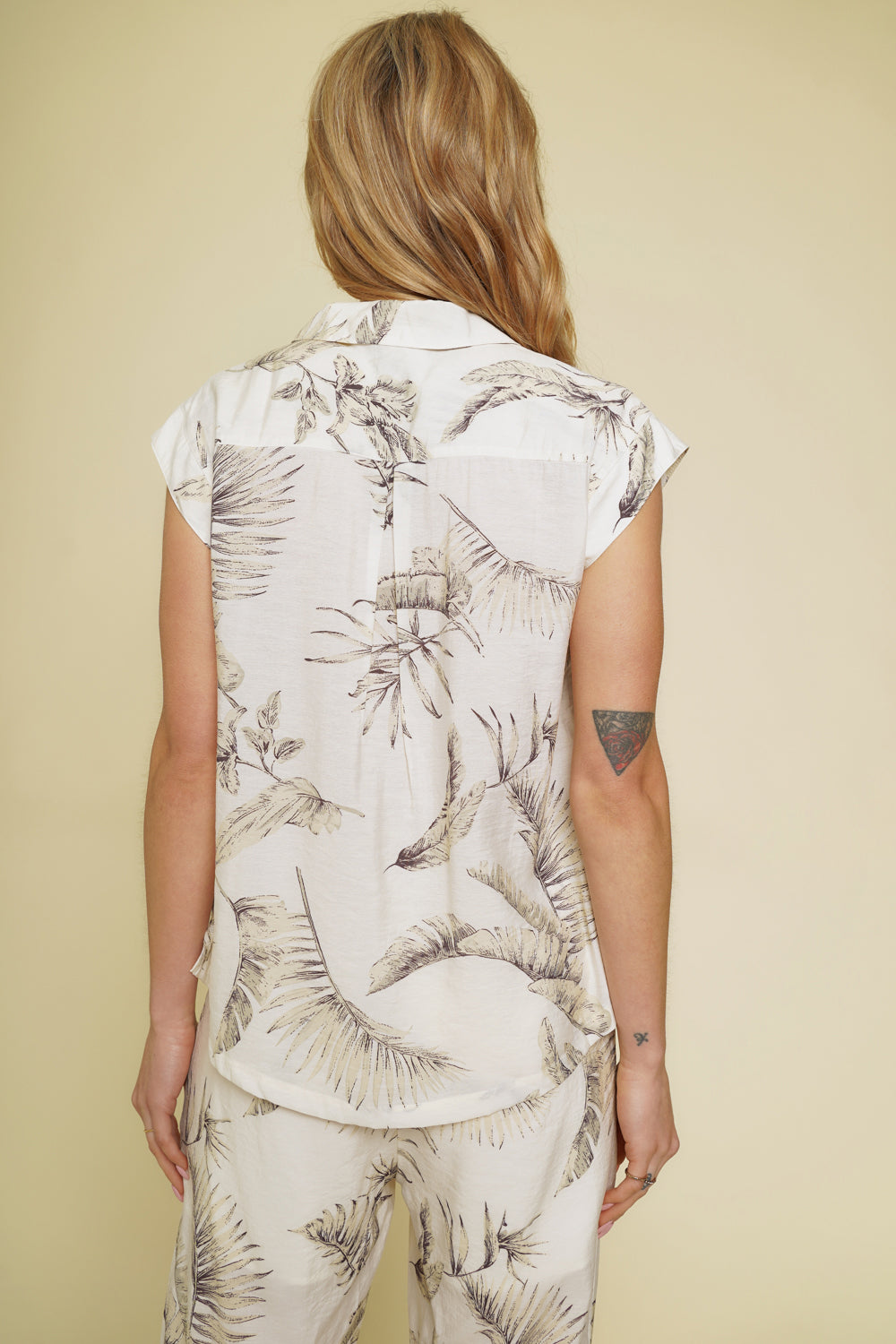 Tropical Print Camp Shirt w/Pockets