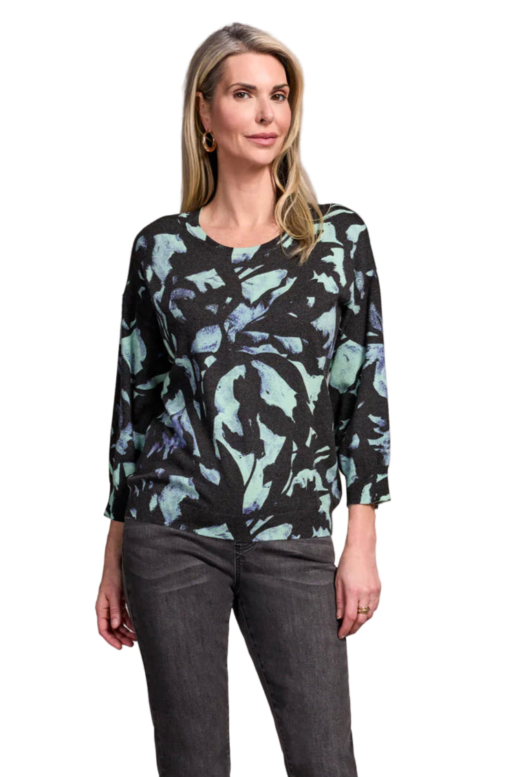 Soft Yarn Three-Quarter Sleeve Crewneck Sweater