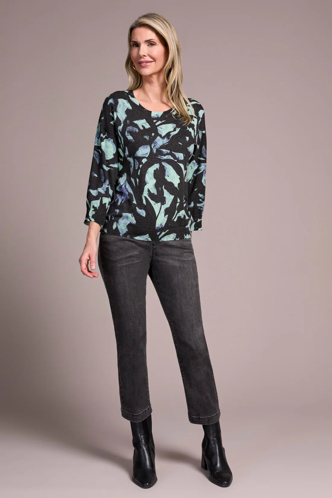 Soft Yarn Three-Quarter Sleeve Crewneck Sweater