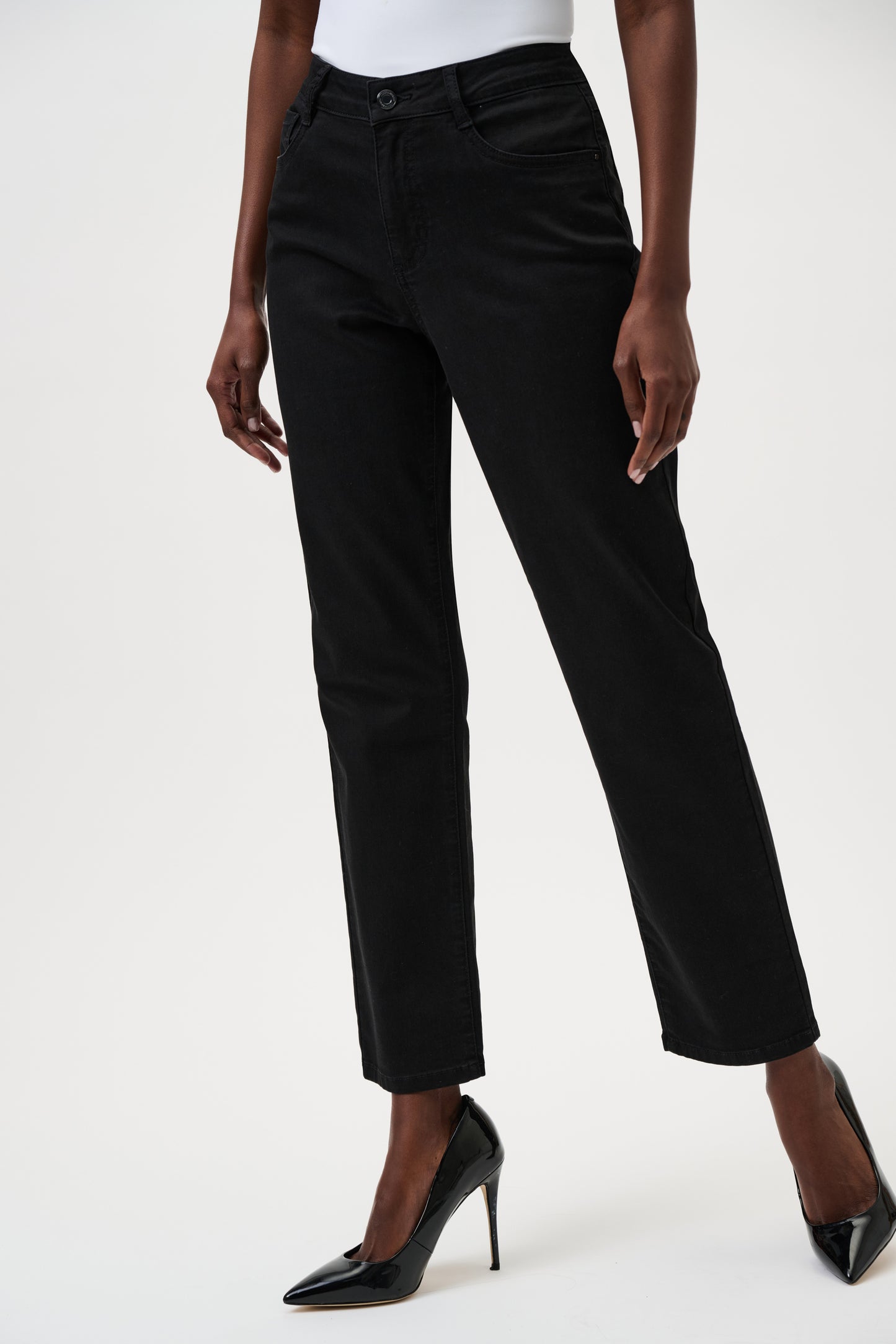 Gia Classic Slim Fit Stretch Jeans