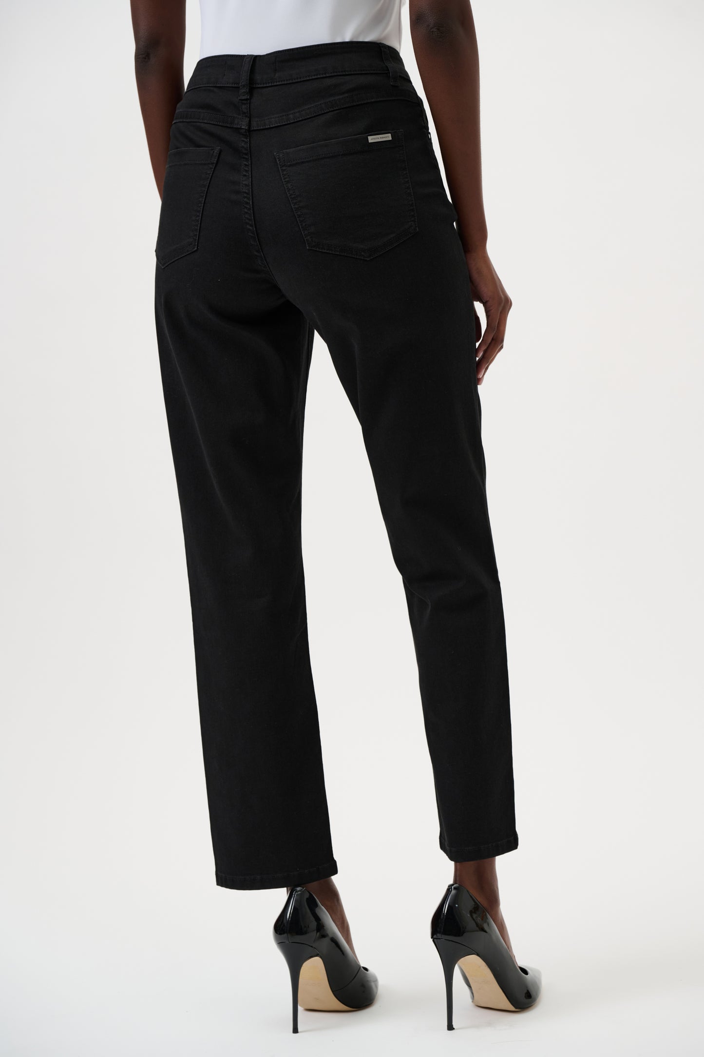 Gia Classic Slim Fit Stretch Jeans