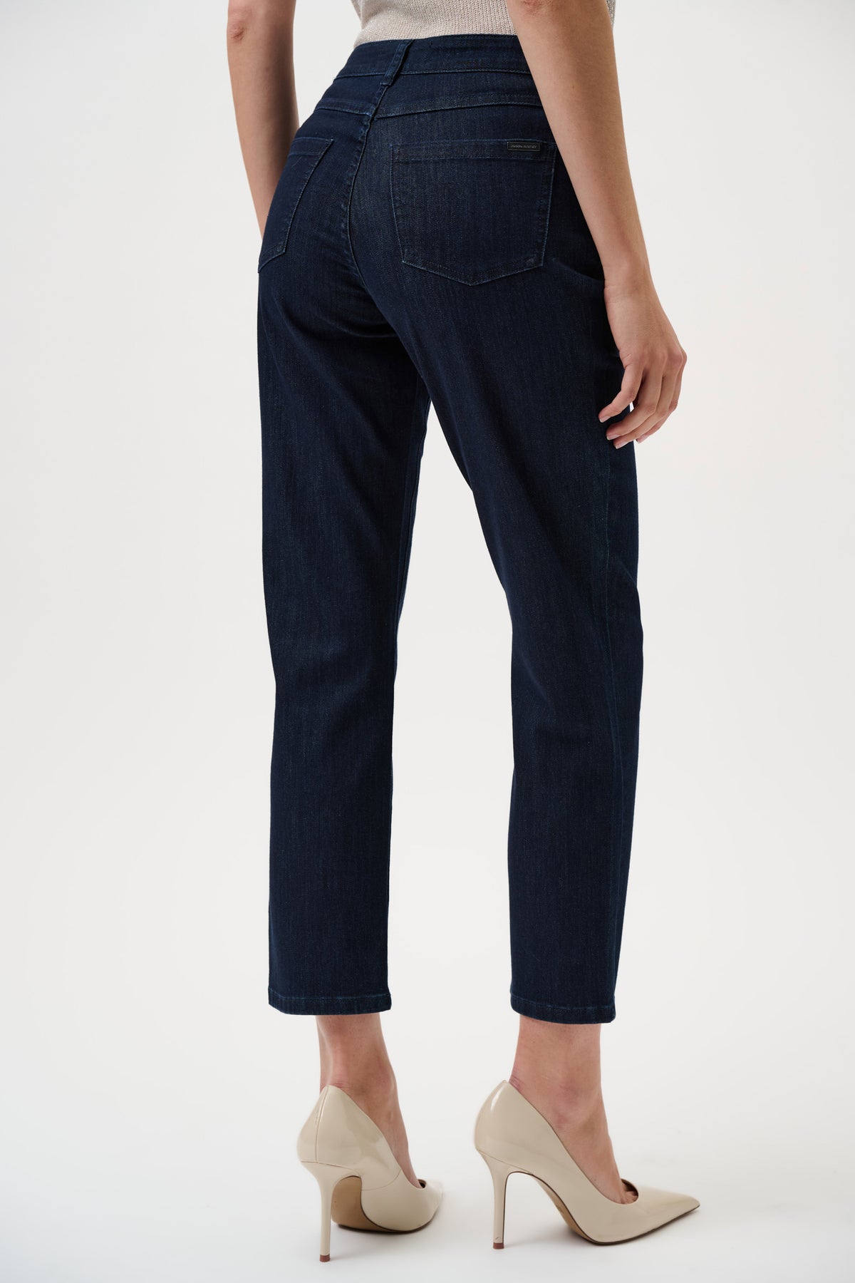 Gia Classic Slim Fit Stretch Jeans