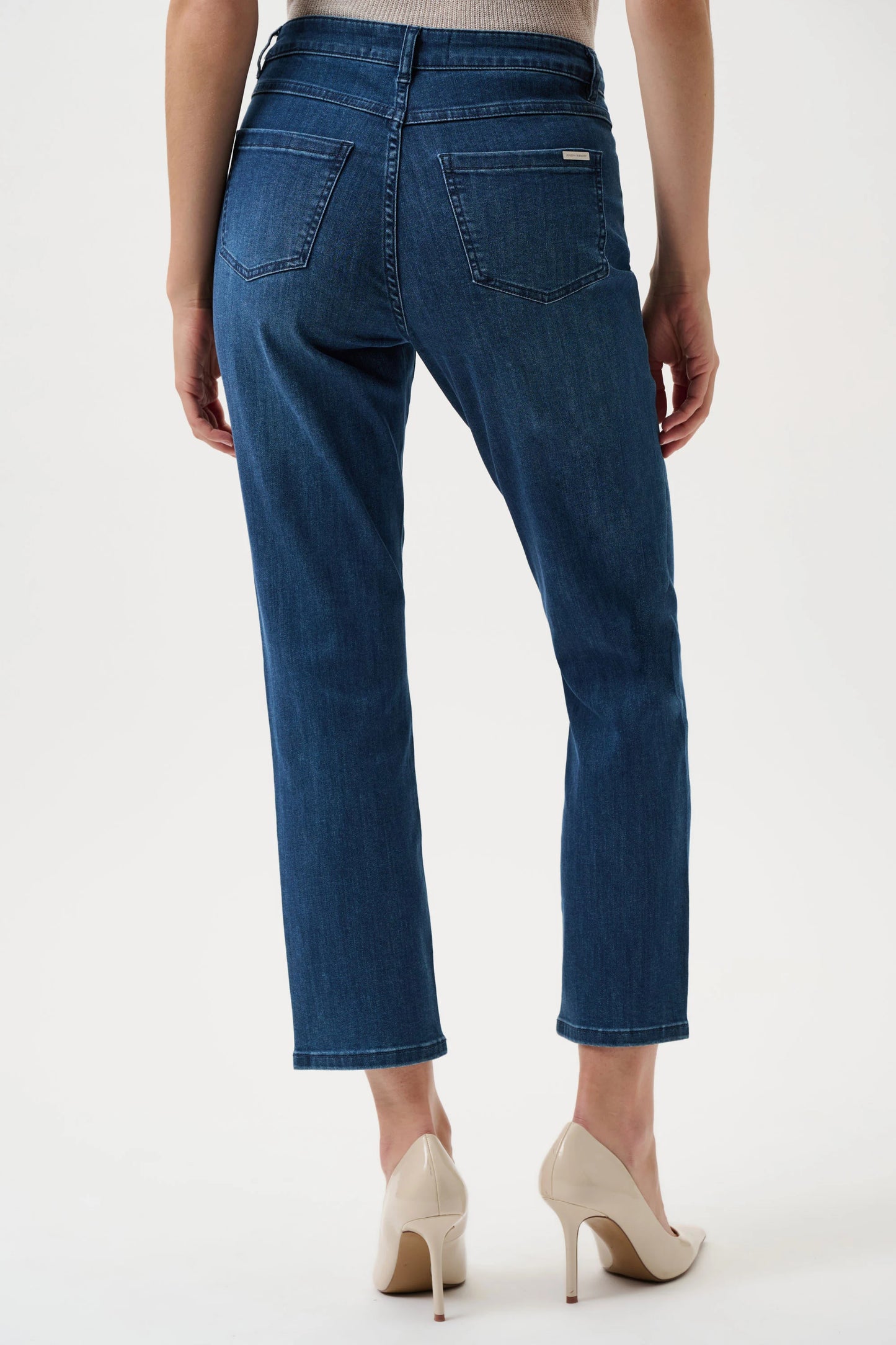 Gia Classic Slim Fit Stretch Jeans