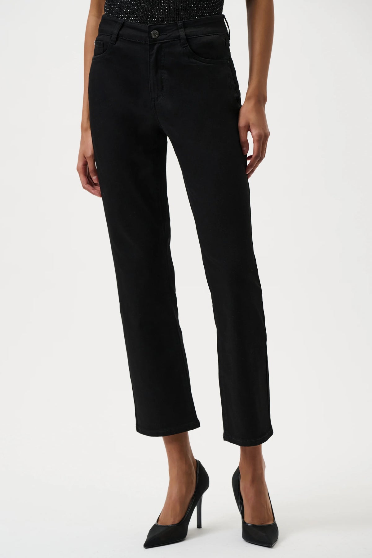 Margot - Classic Straight Leg Stretch Jeans