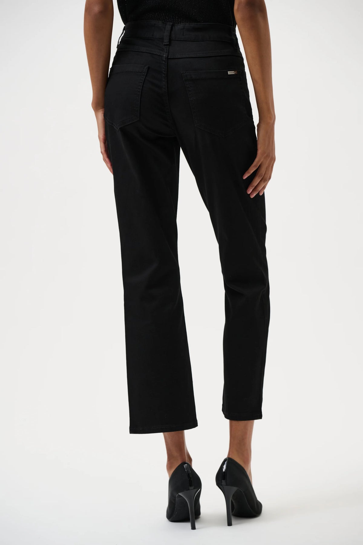 Margot - Classic Straight Leg Stretch Jeans