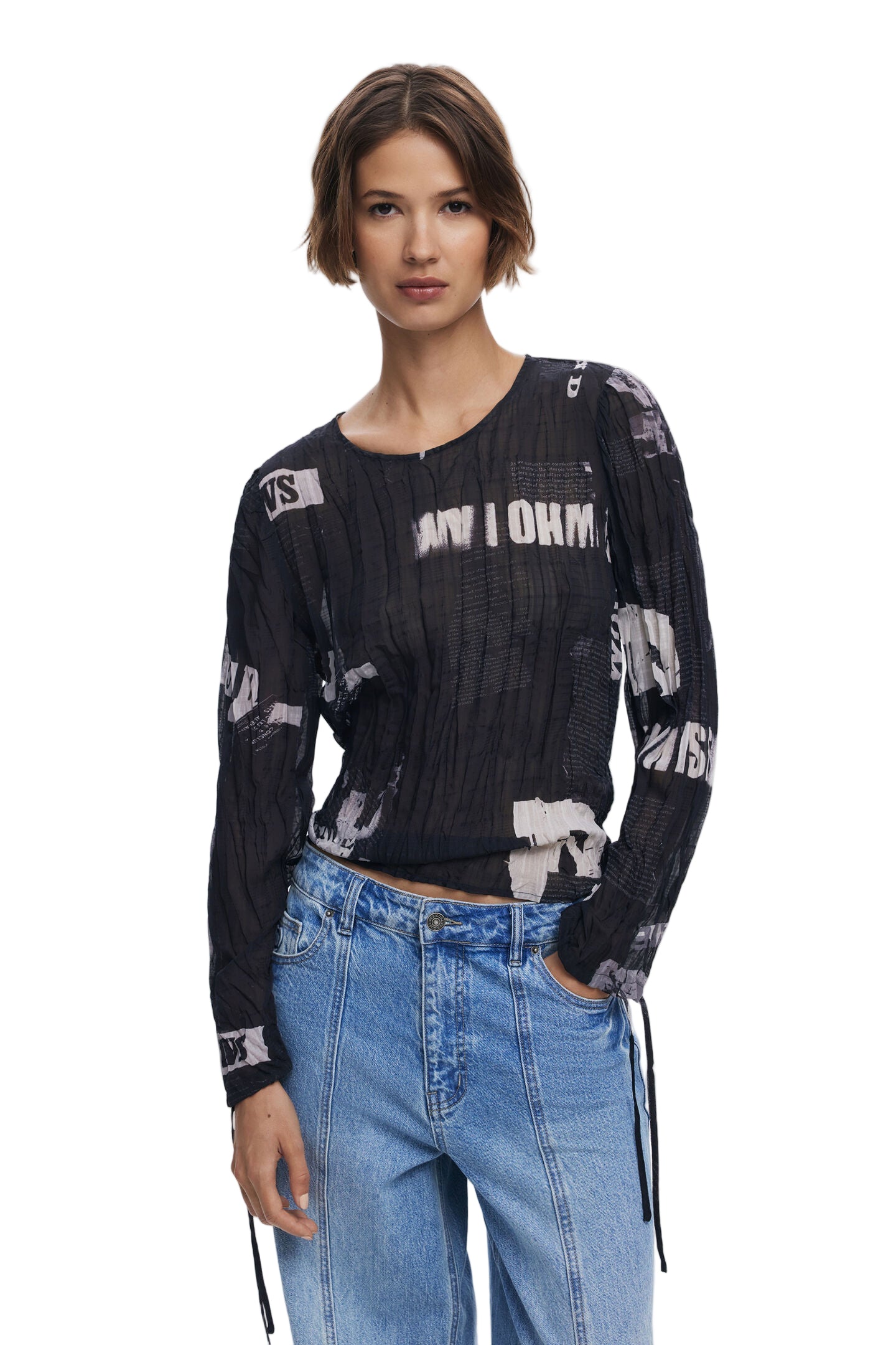L/S Round Neck Blouse Newspaper Clipping Print