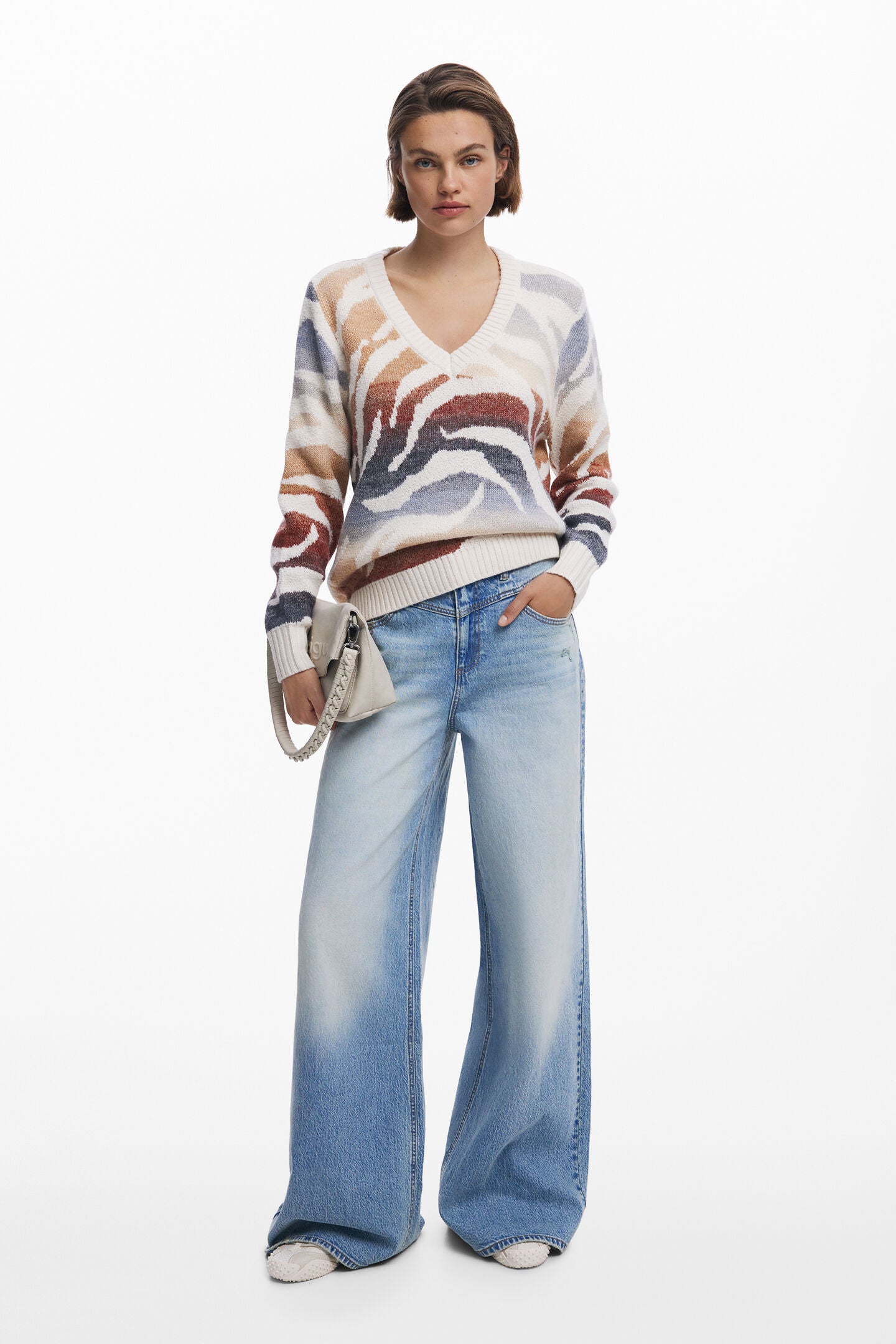 L/S V-Neck Print Sweater