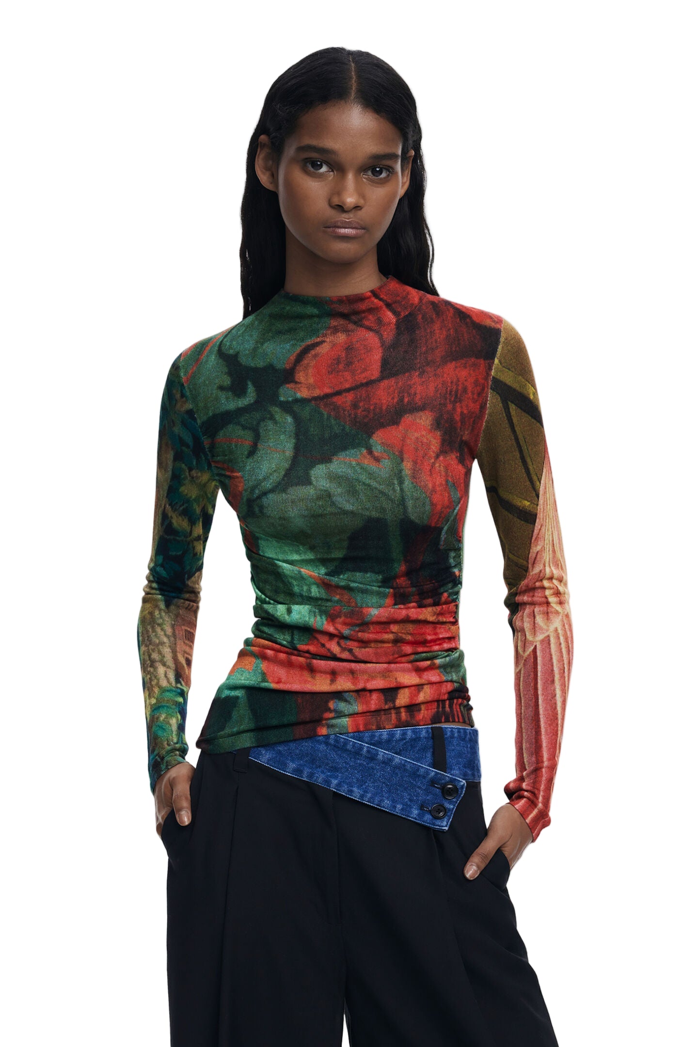 Fitted L/S Turtleneck Sweater with Tapestry Print