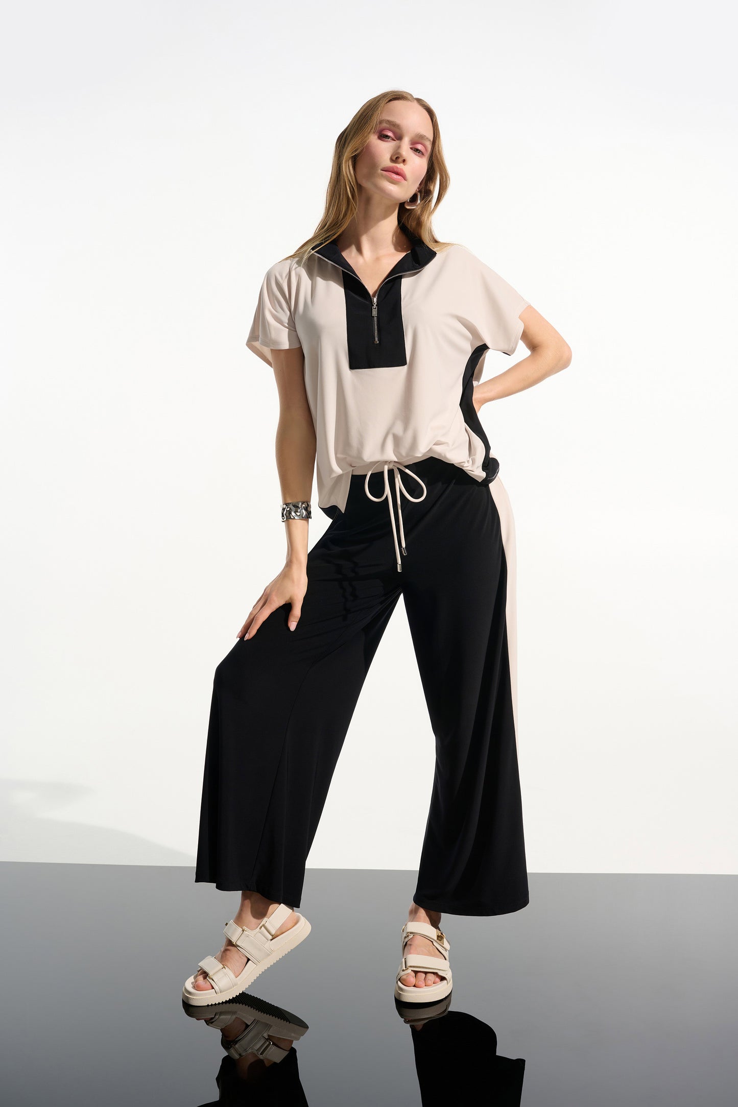 Silky Knit Color Block Straight Top With Zipped Collar