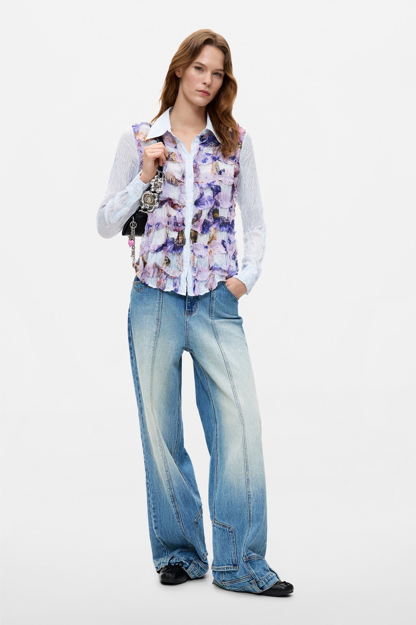 L/S Button Up Shirt with Floral Print
