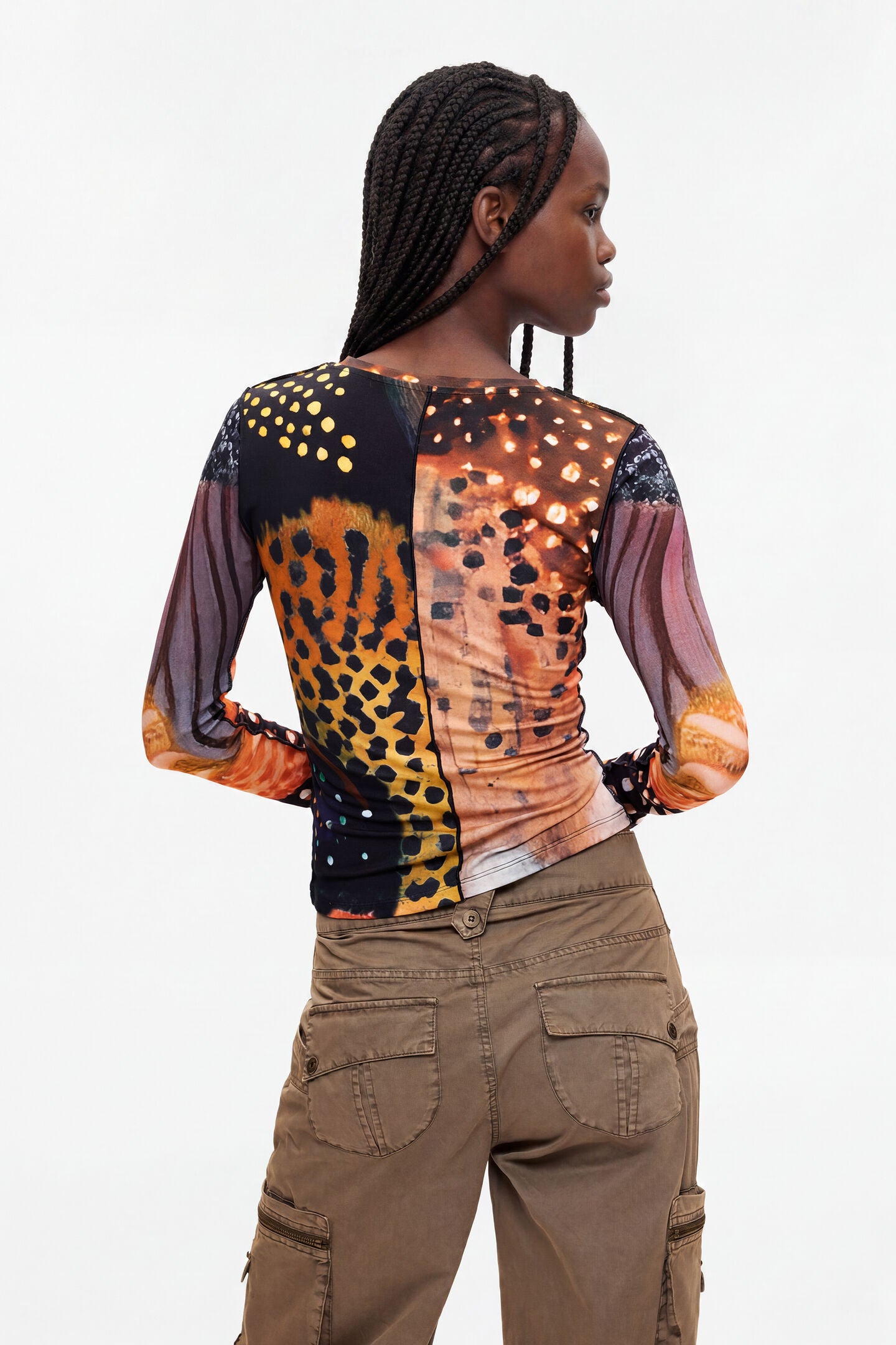 L/S T-Shirt Print of Dots and Abstract Motifs
