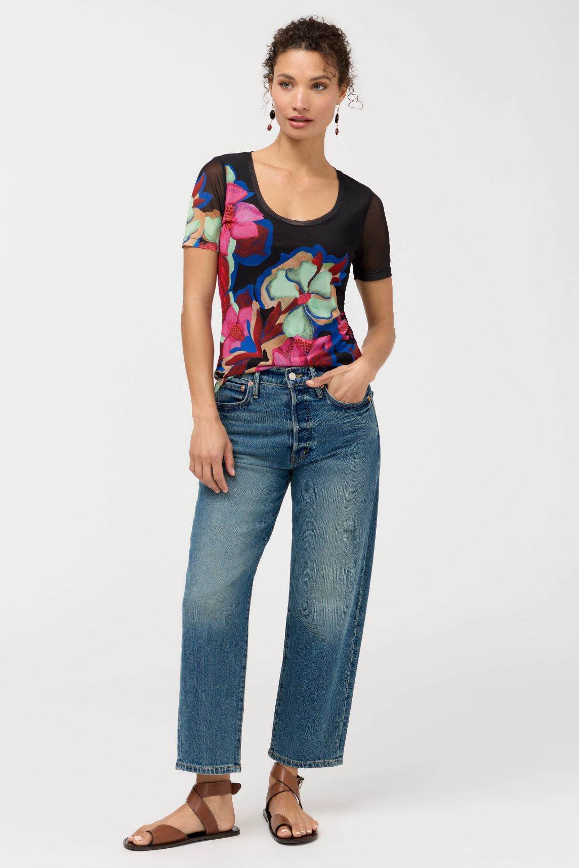 Short Sleeve Scoop Neck Mesh Tee