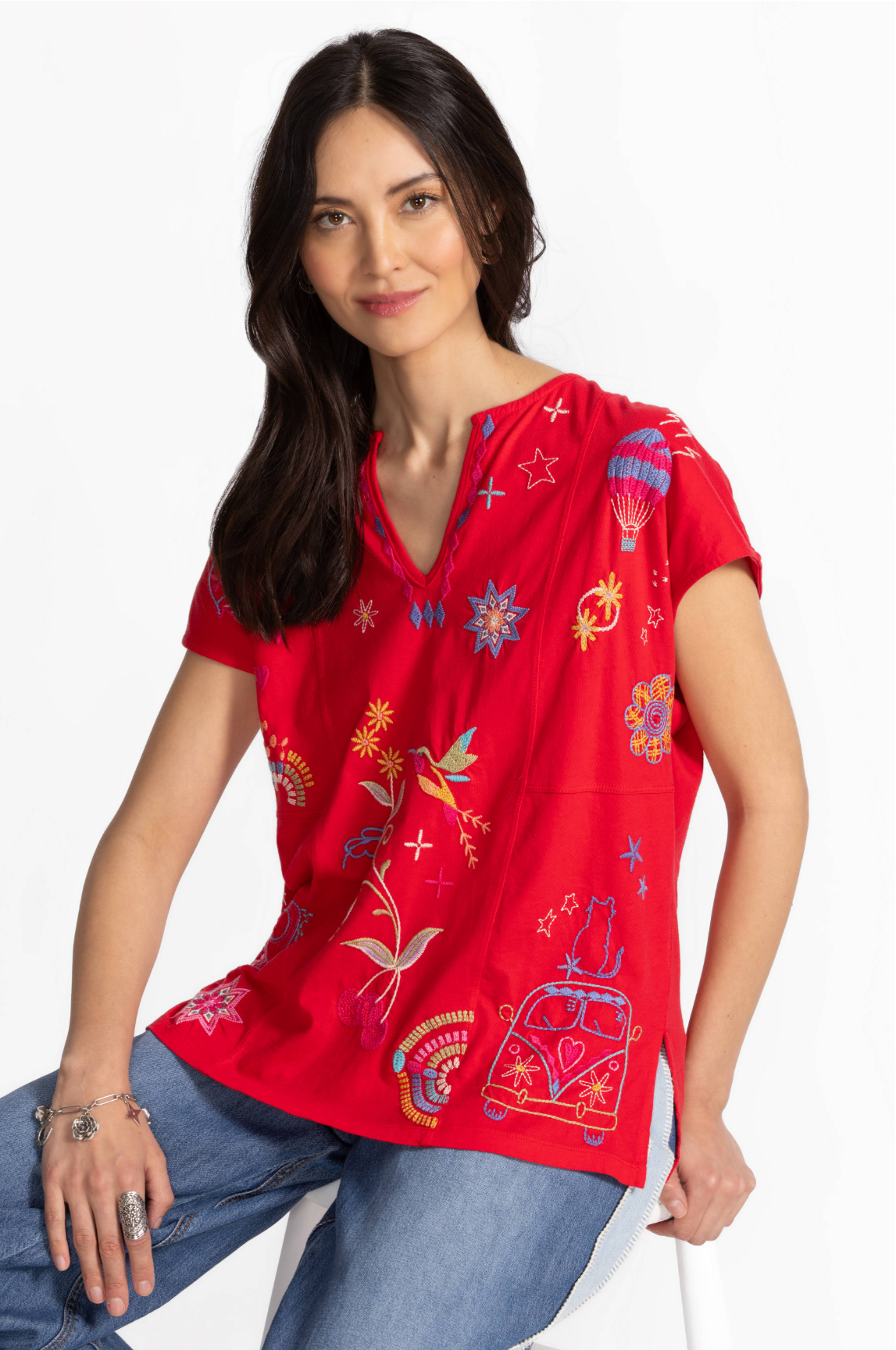 Easy Paneled V-Neck Tee - Loulia