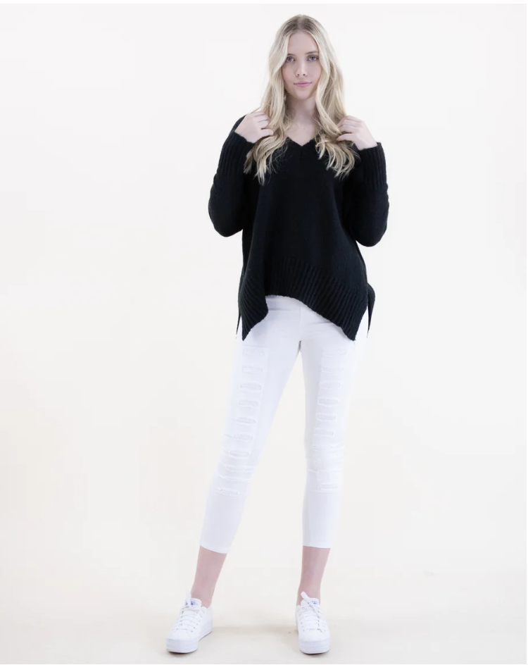 V-Neck Sweater w/Ribbed Hems