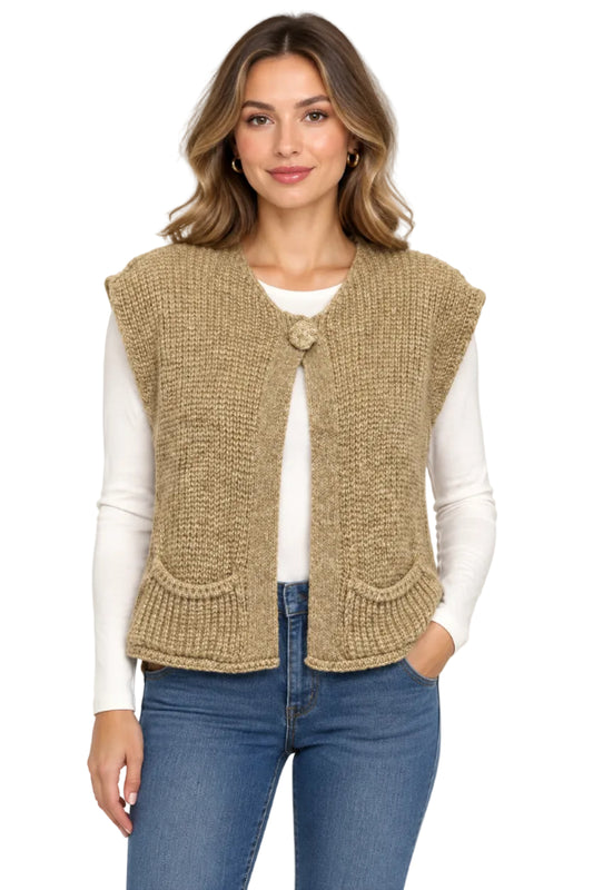 Sweater Vest with Button