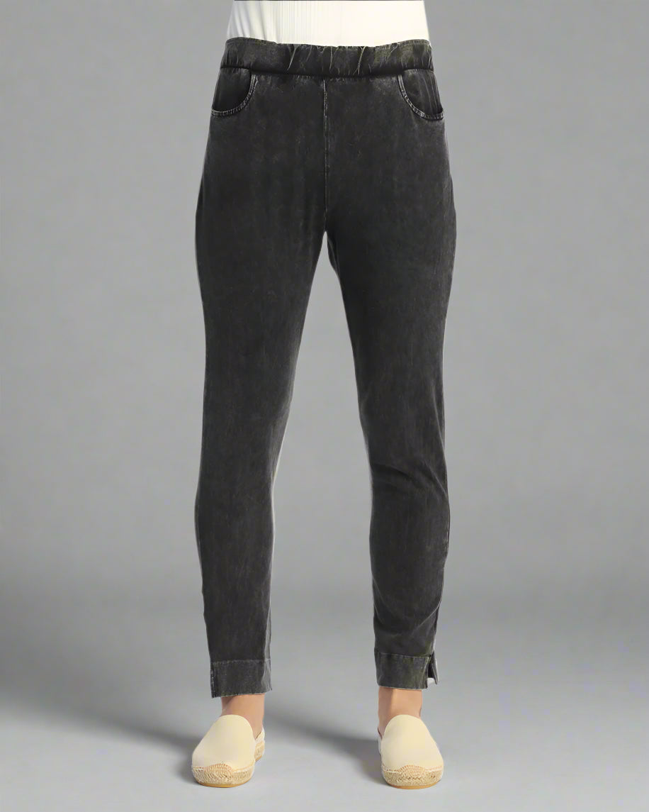 Slim Pants with Hem Detail