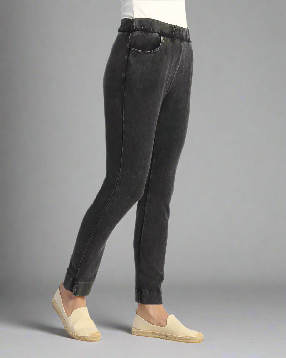 Slim Pants with Hem Detail