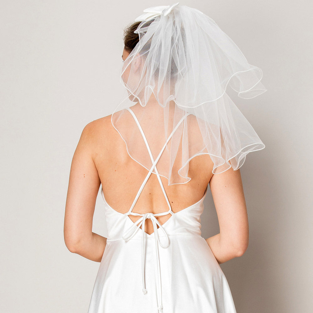 Veil 2 Tiers Short with Bow