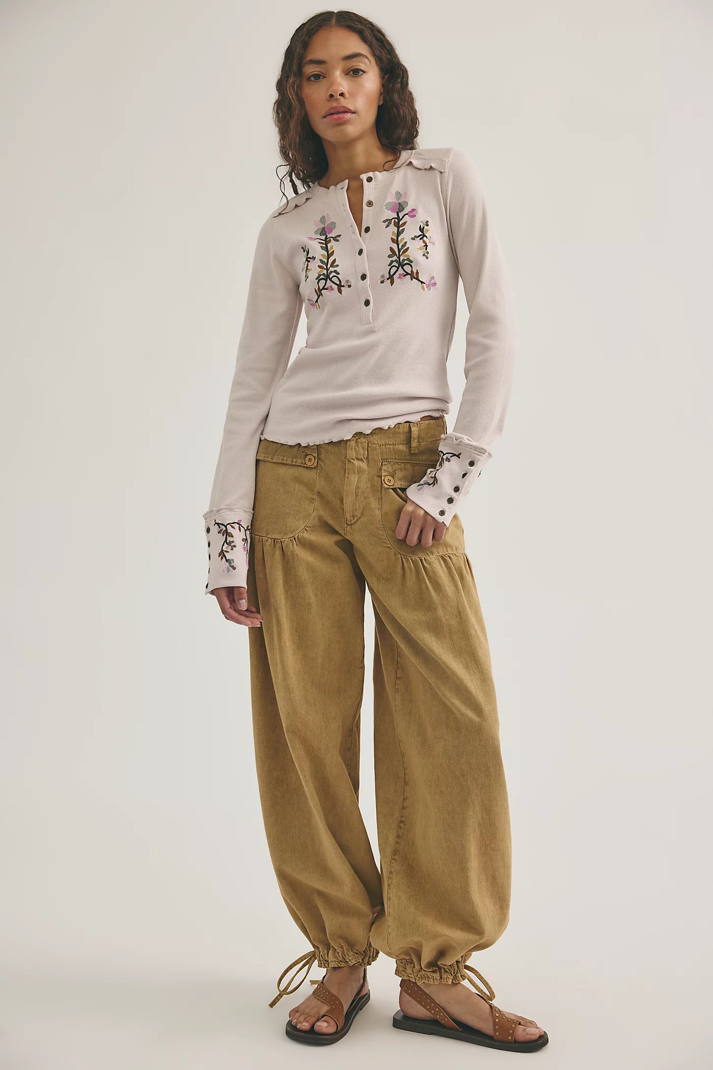 Fleur Embroidered Cuff Top