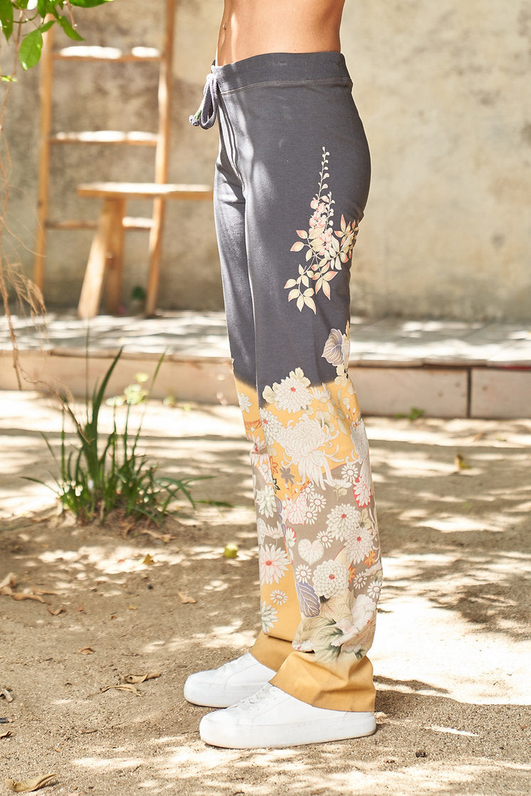Chrysanthemum Print Pant