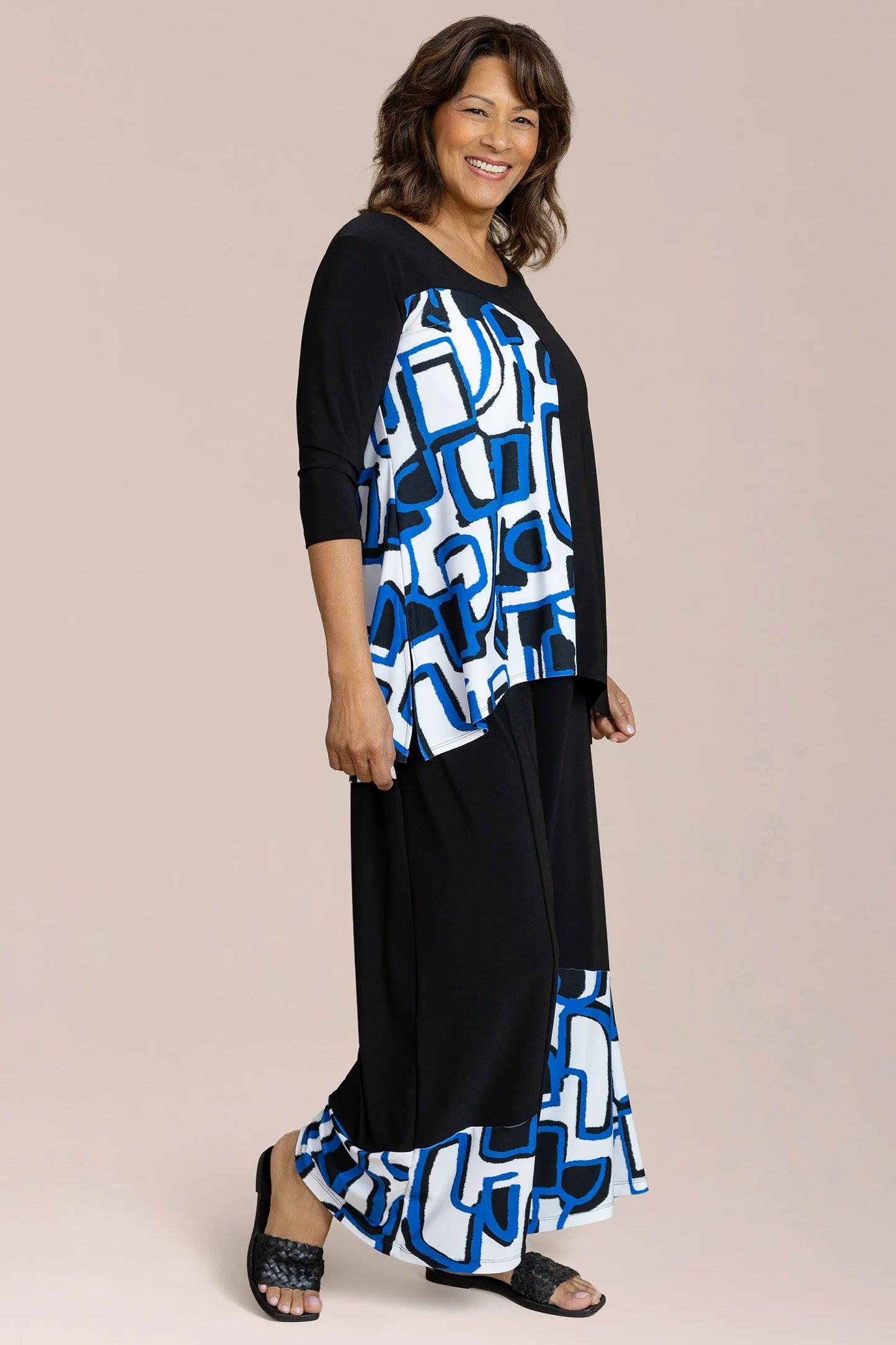 Go To Low Neck T