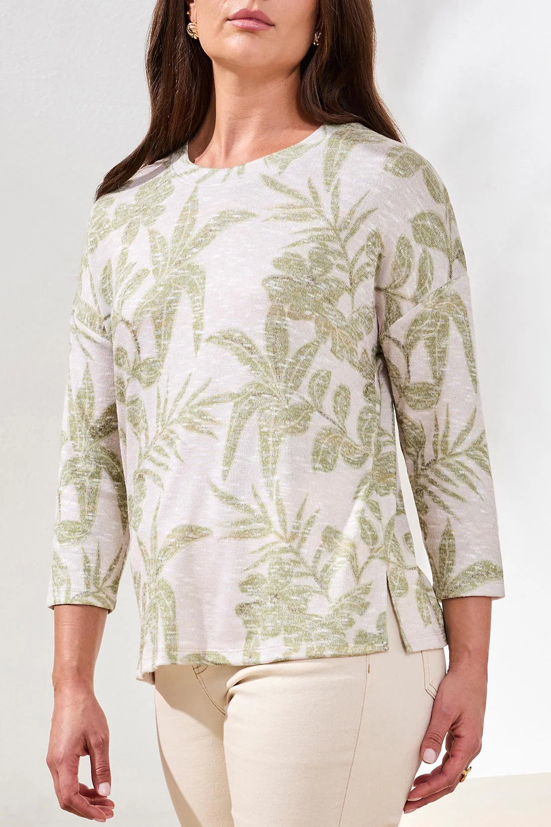 3/4 Sleeve Crew Neck Top