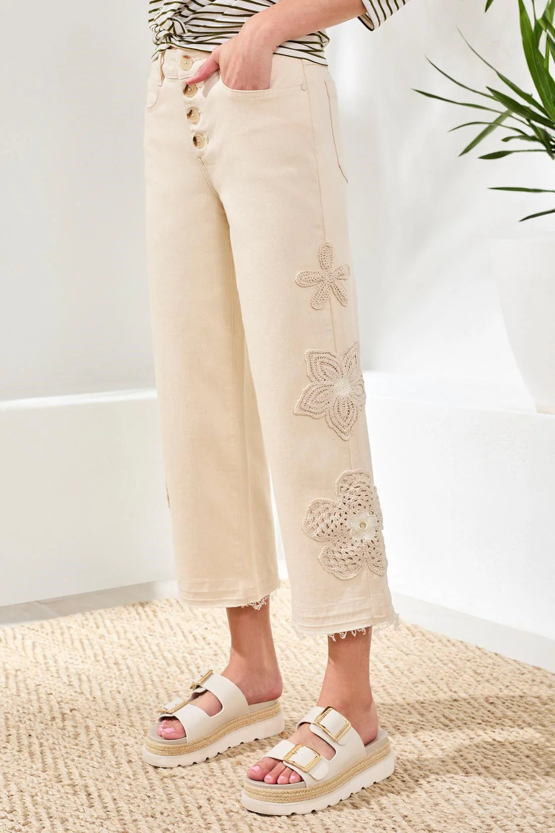 Audrey Button-Fly Wide Crop Jeans With Floral Detail