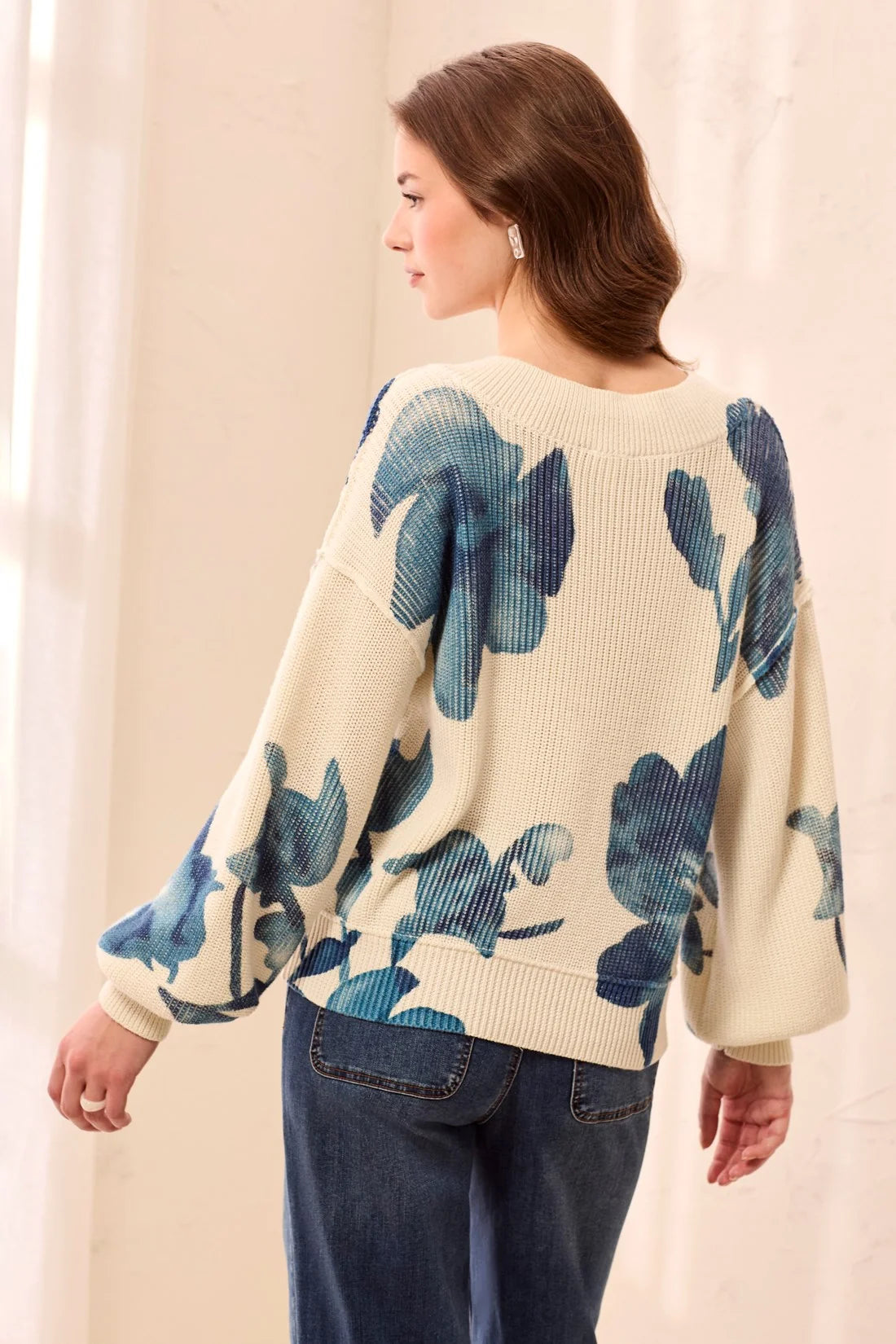 Puff Sleeve Printed V-Neck Sweater