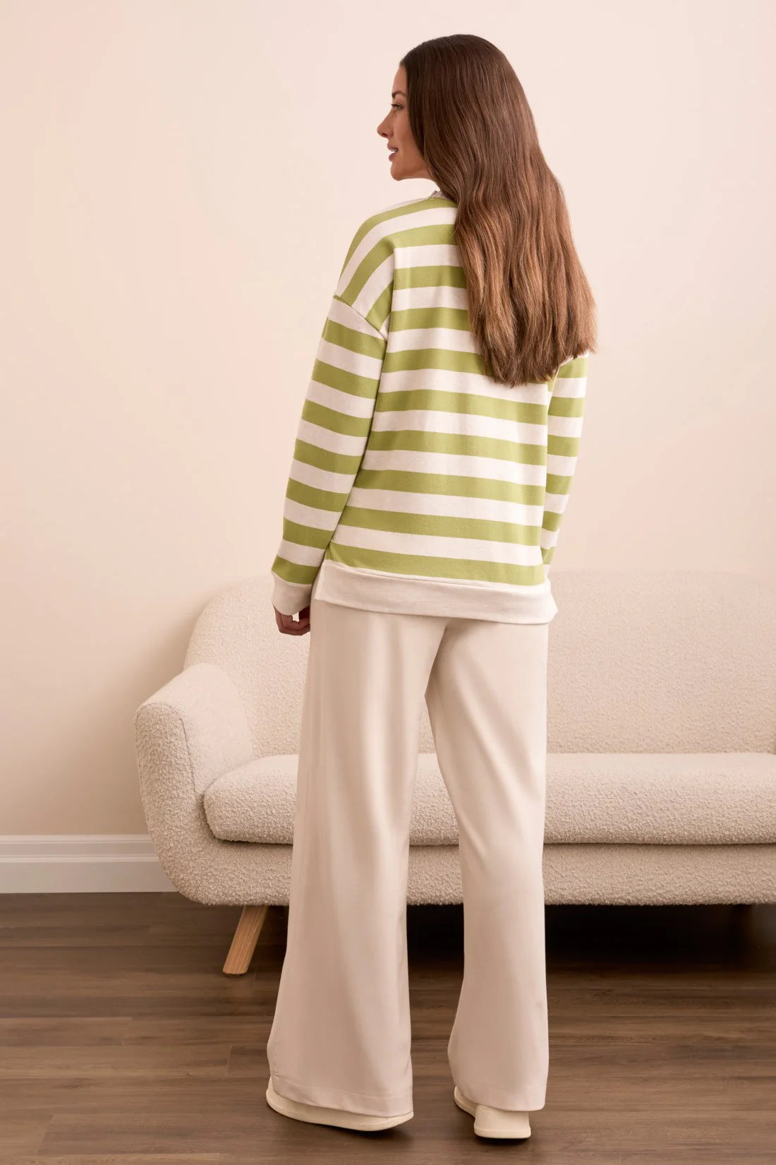 L/S Crewneck Top with Rib Detail