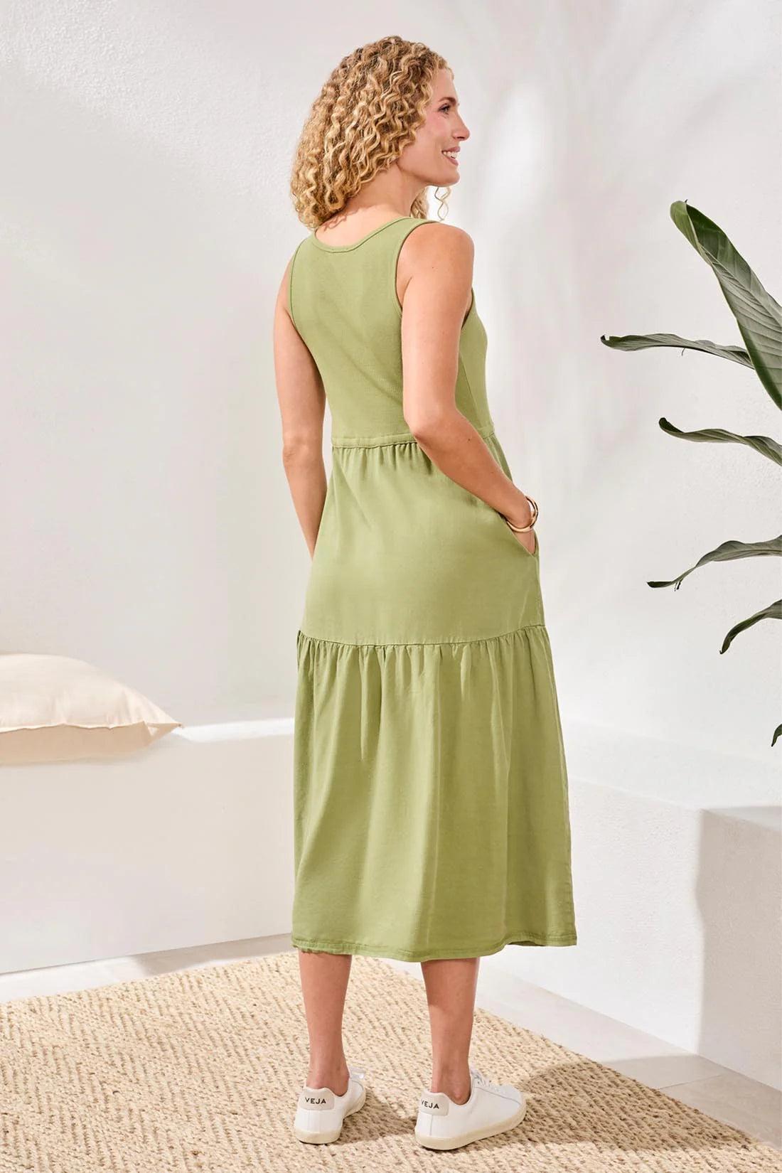 Mixed media Sleeveless Maxi Dress