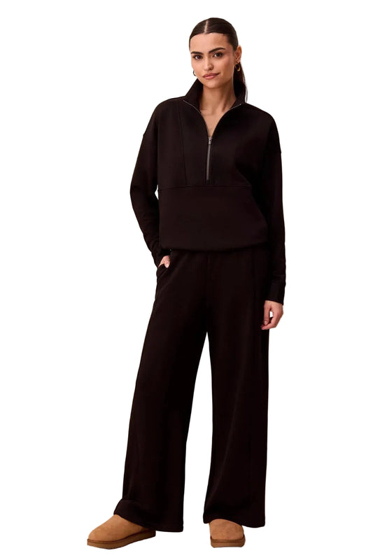 Techno Lux Knit Pull-On Wide Leg Joggers
